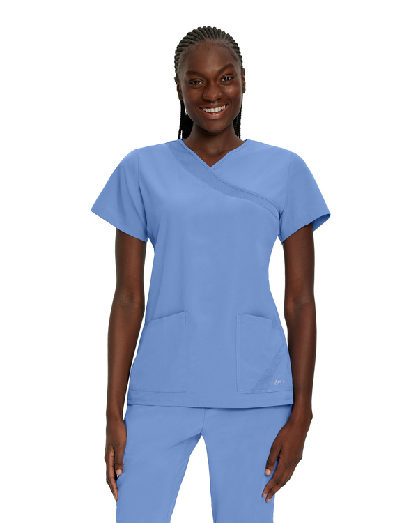 Photo of the uniform 748 Ceil Blue Front view